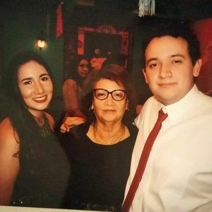 Meet your Posher, Maria edith